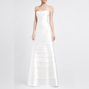 BCBGMAXAZRIA Wedding White Satin Tiered Strapless Gown NWT Bridal Formal